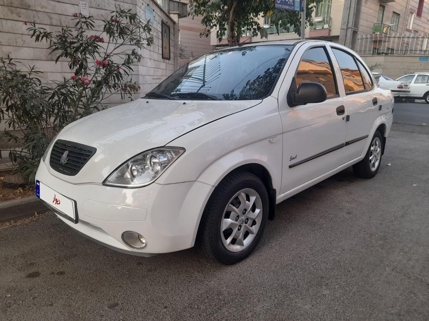 تیبا صندوق دار SX - 1399