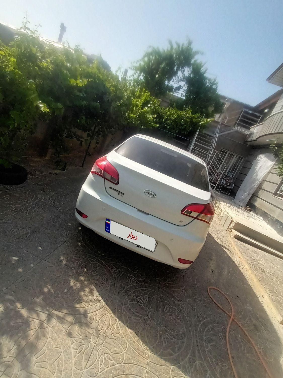 ام وی ام 315 صندوقدار اسپرت دنده‌ای - 1394