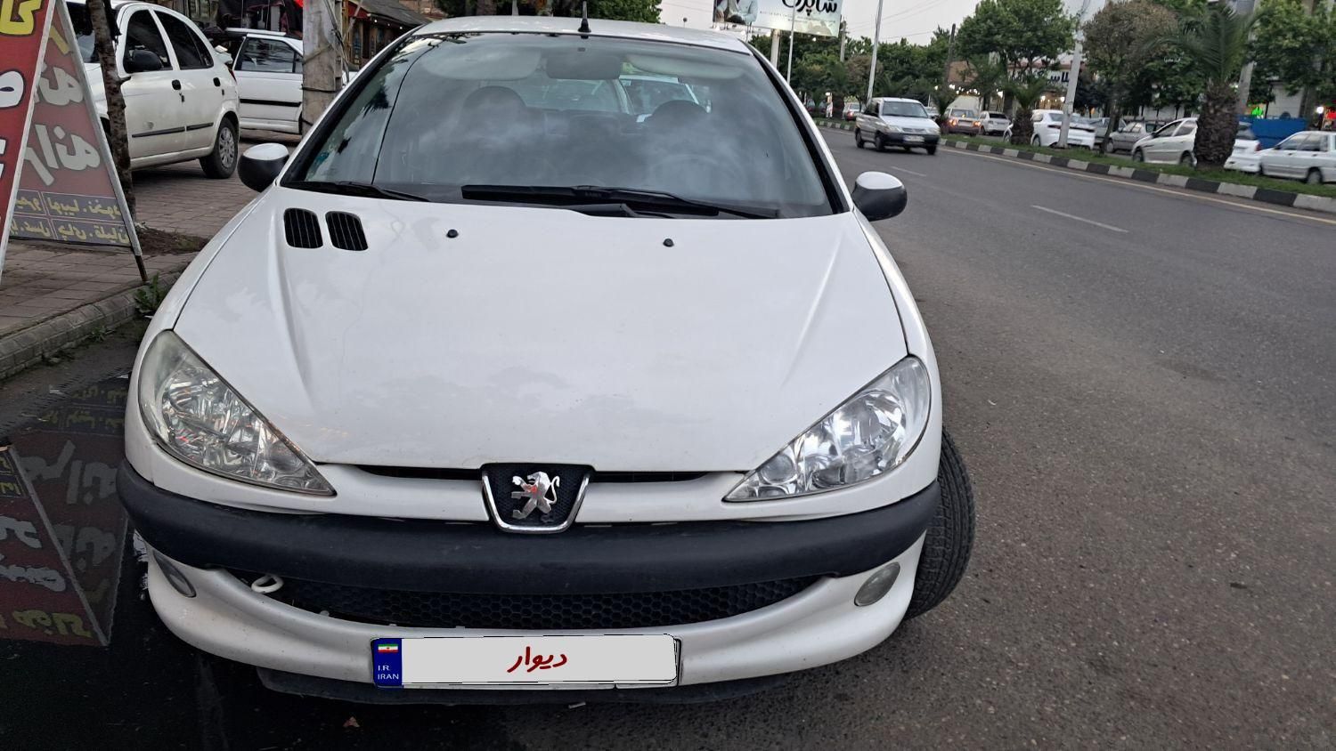 پژو ۲۰۶ صندوق دار v8 - 1393