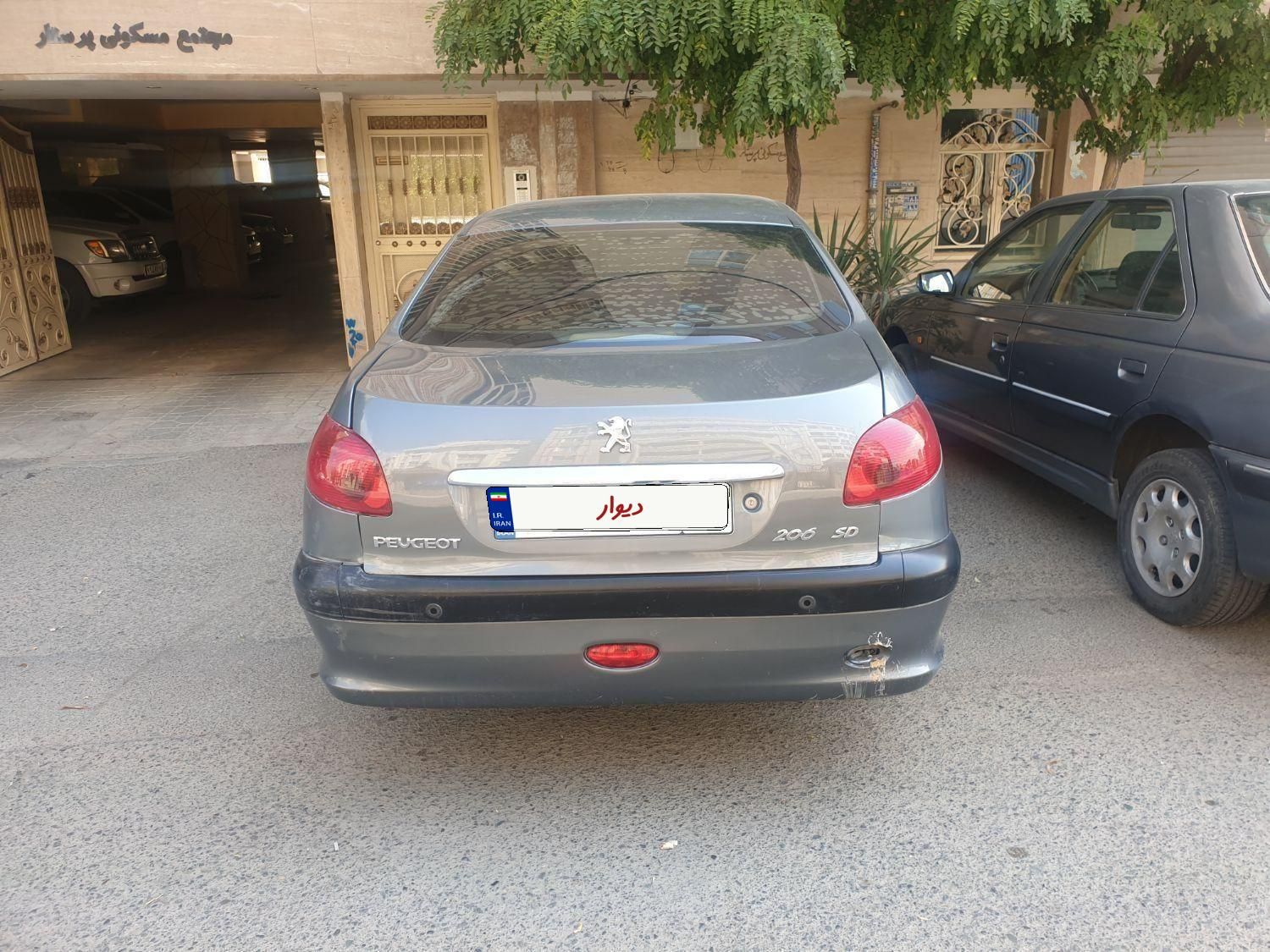 پژو ۲۰۶ صندوق دار v8 - 1397