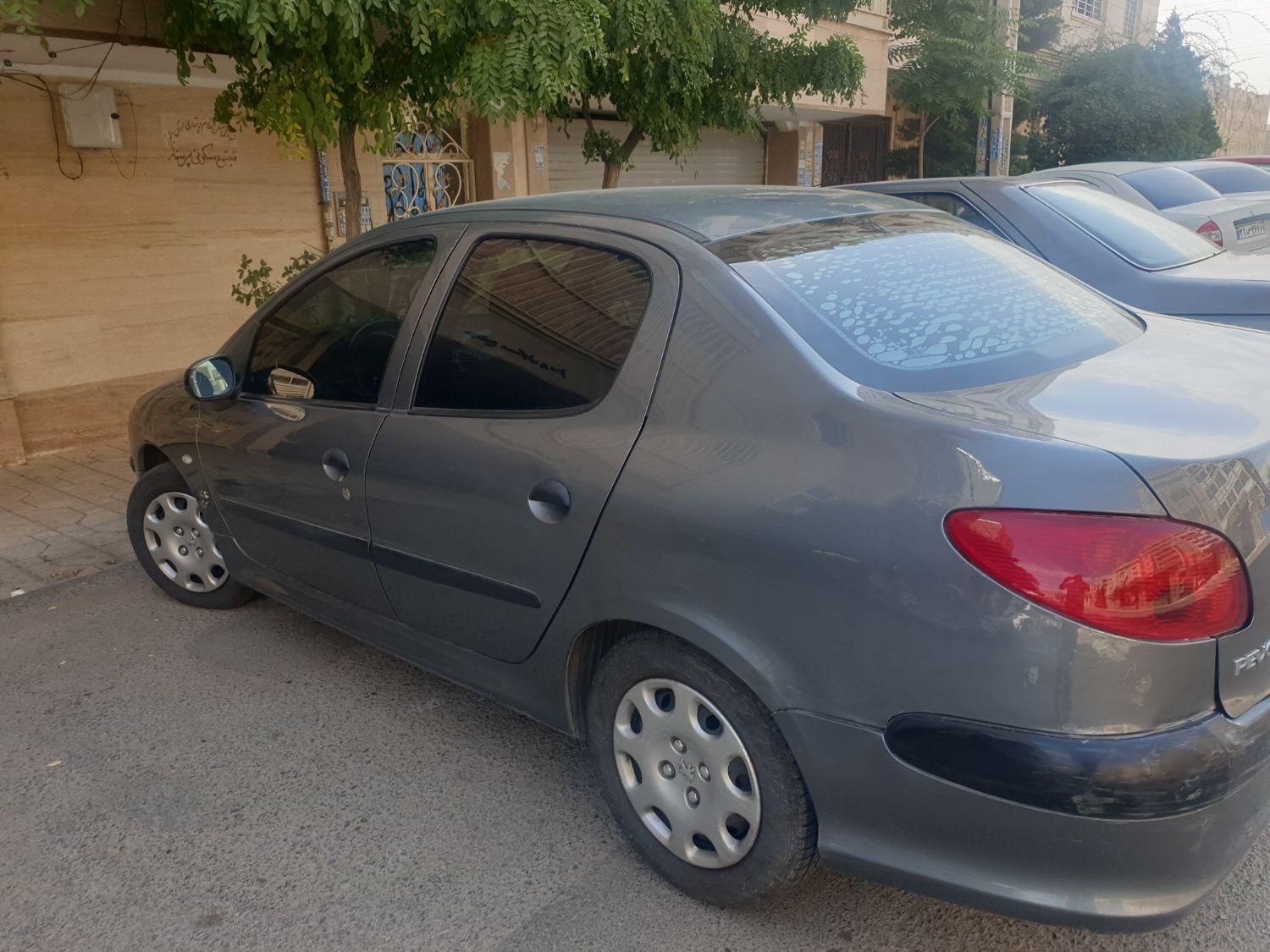 پژو ۲۰۶ صندوق دار v8 - 1397
