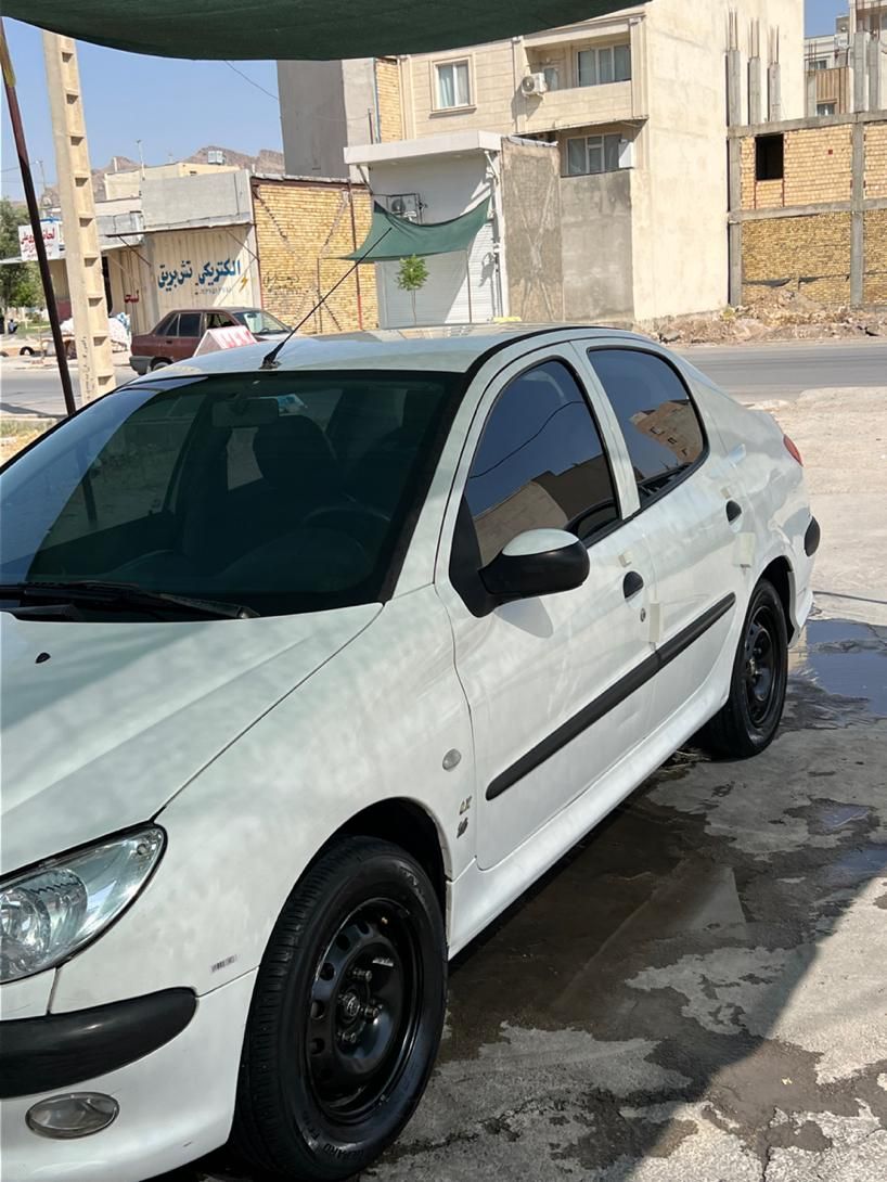 پژو ۲۰۶ صندوق دار v8 - 1392