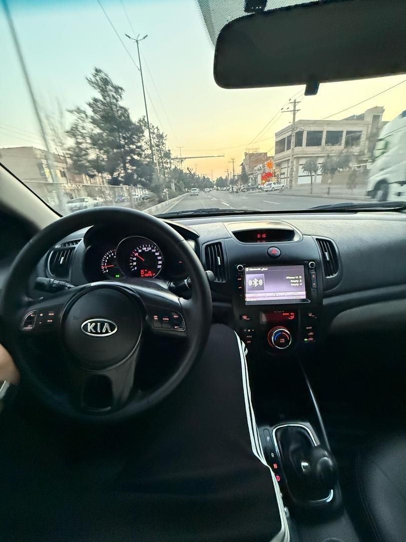 کیا سراتو 2.0 لیتر اتوماتیک GT لاین - 2016