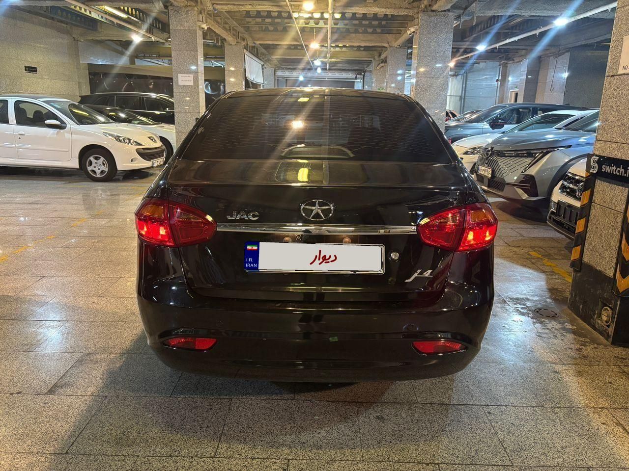 جک J4 اتوماتیک ساده - 1401