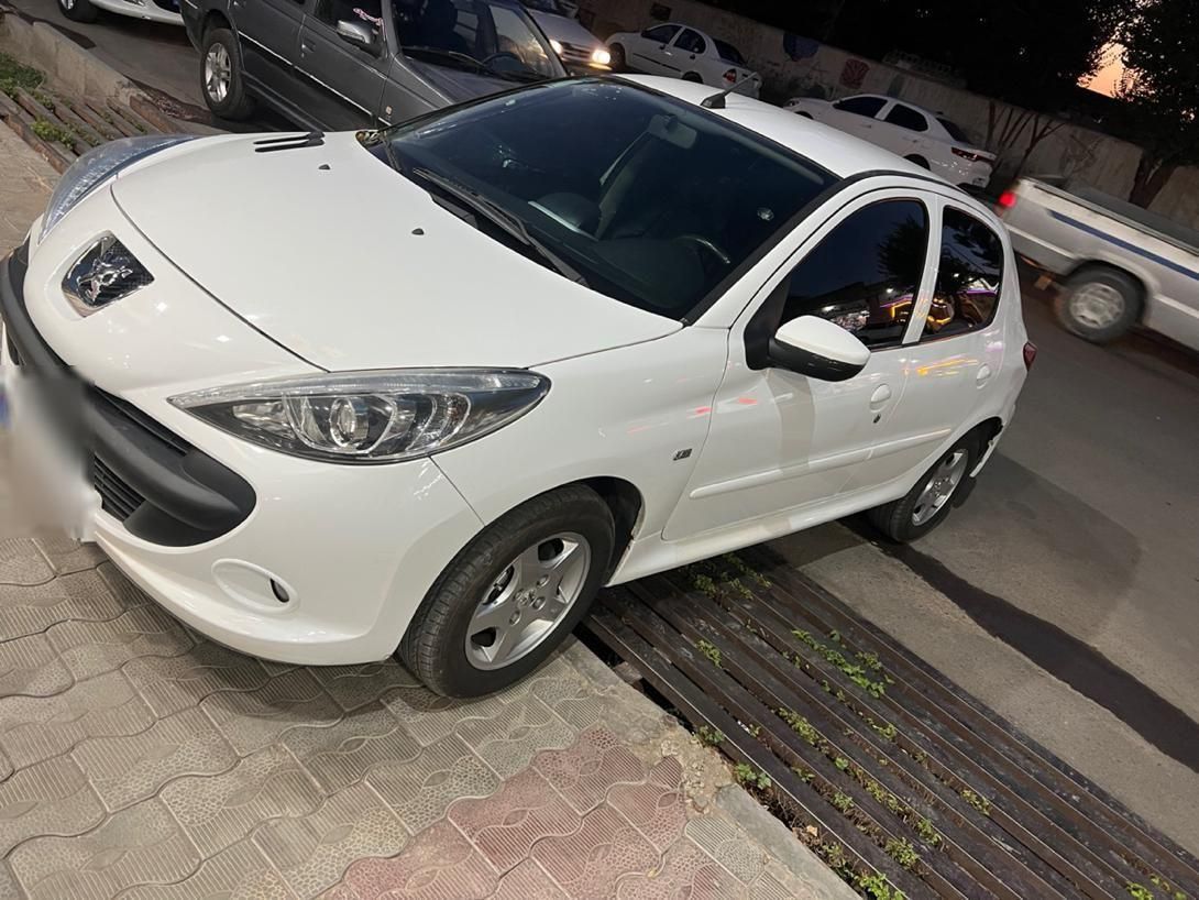 پژو 207 اتوماتیک TU5P - 1402