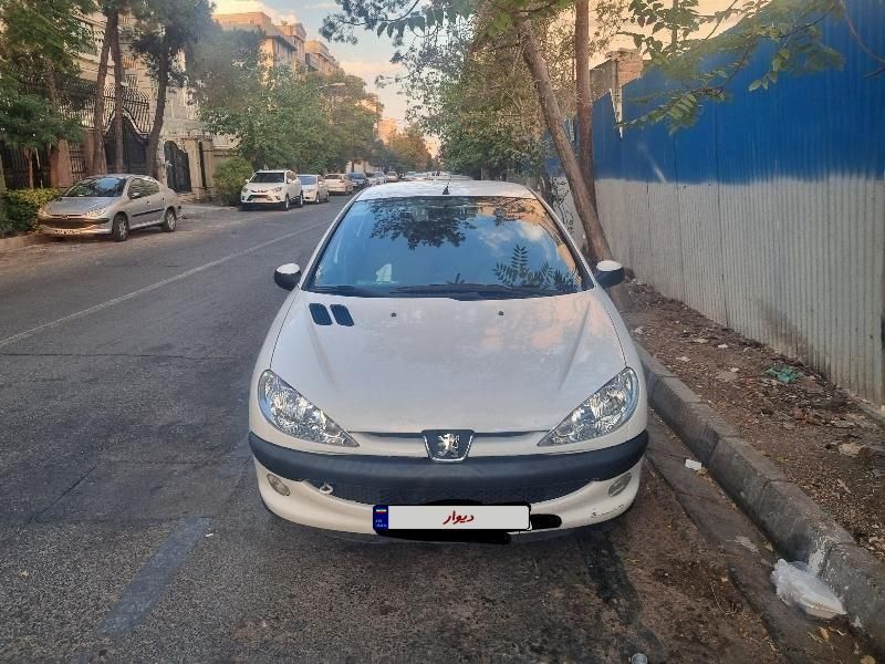 خودرو پژو، ۲۰۶ صندوق دار آگهی ann_19397357