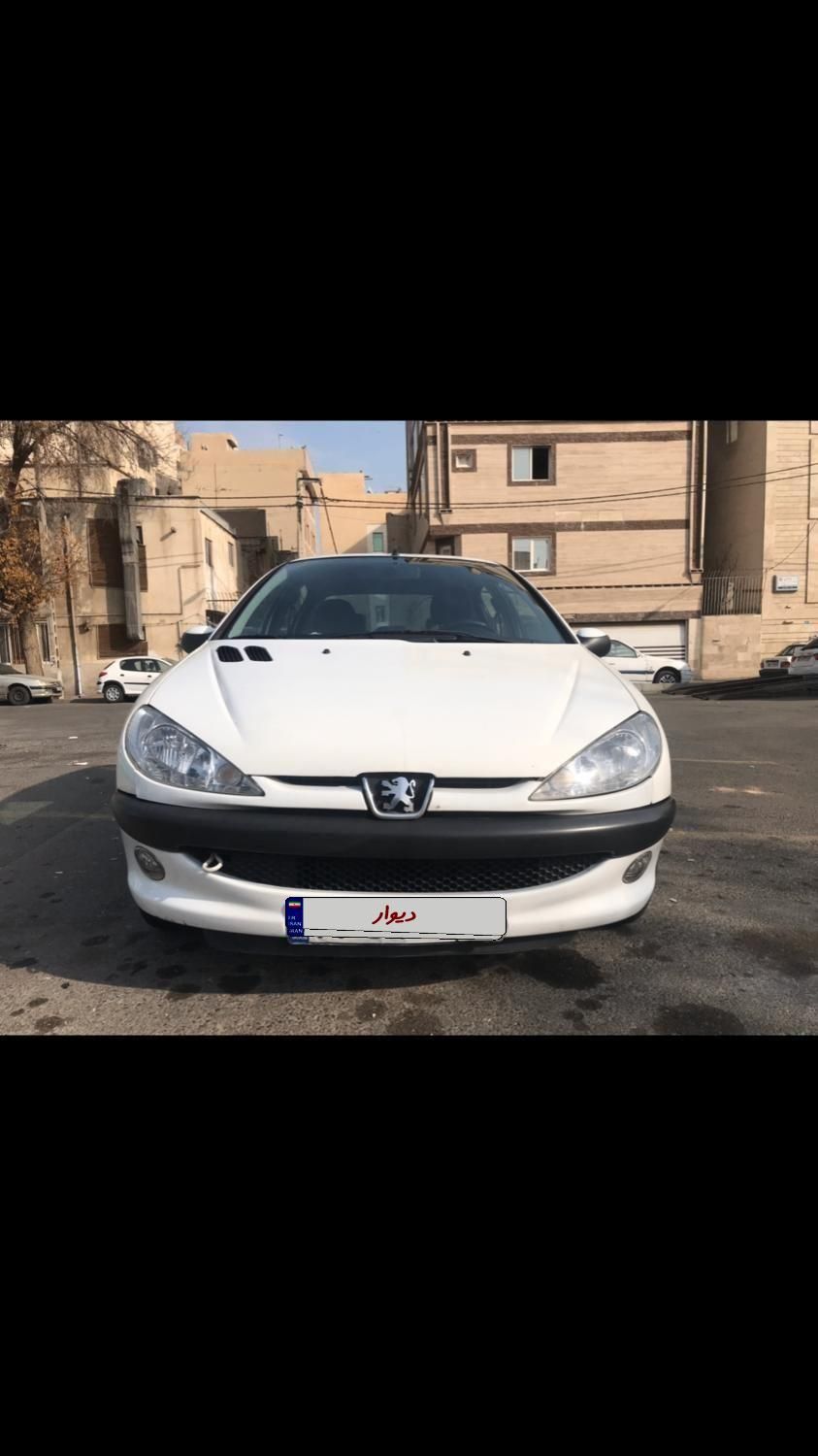 خودرو پژو، ۲۰۶ صندوق دار آگهی ann_19397431
