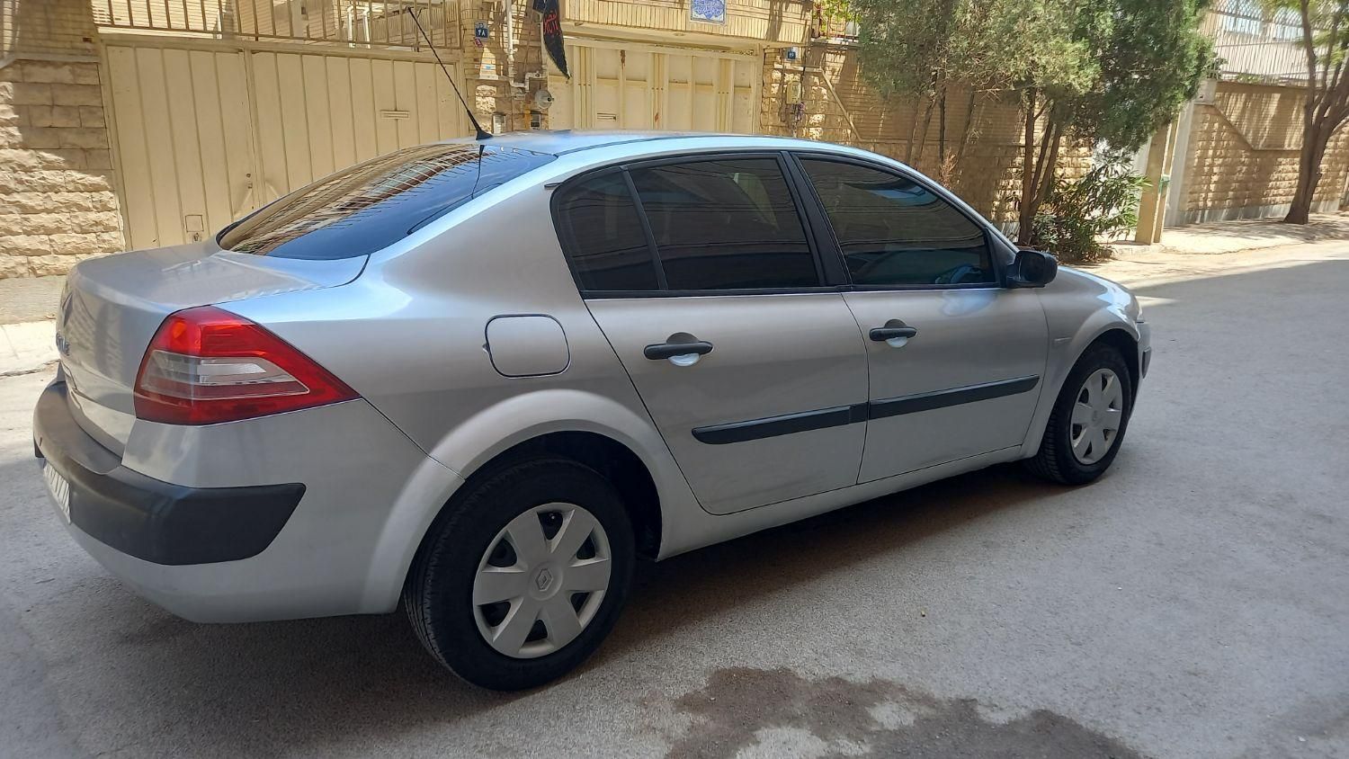 رنو مگان وارداتی دنده‌ای 1600 - 2008