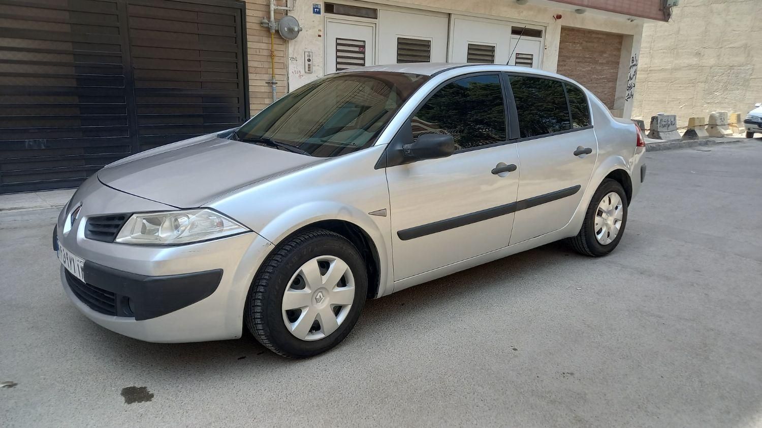 رنو مگان وارداتی دنده‌ای 1600 - 2008