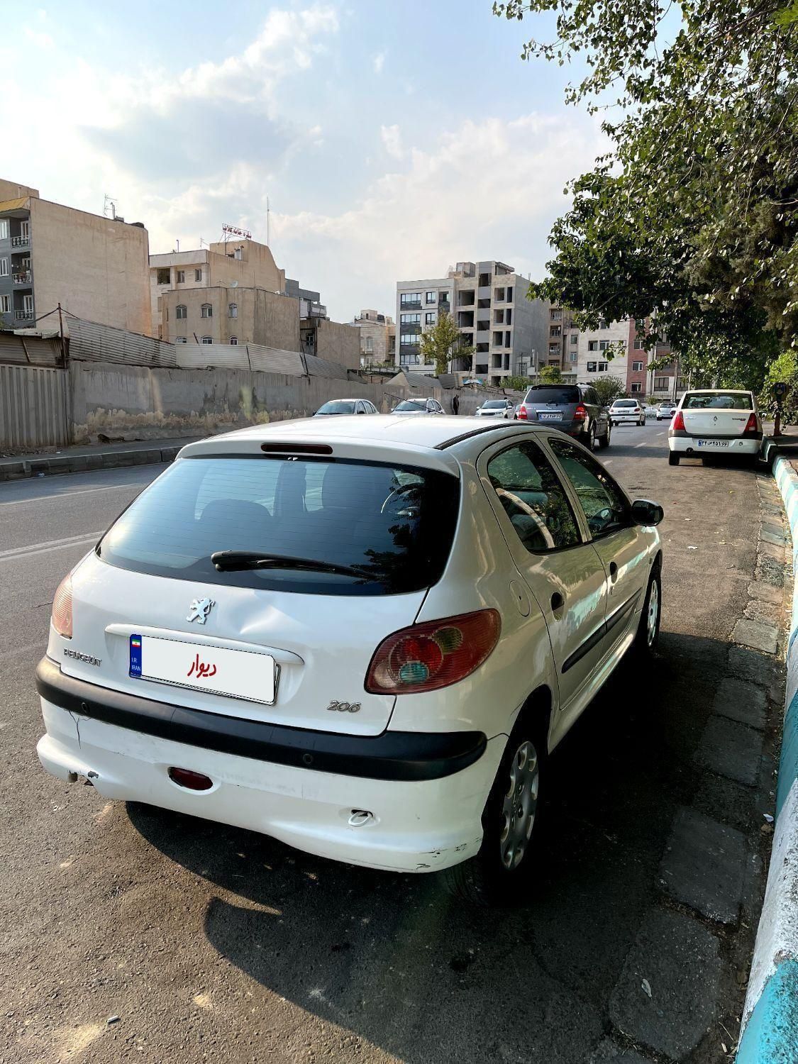پژو 206 تیپ 5 - 1396