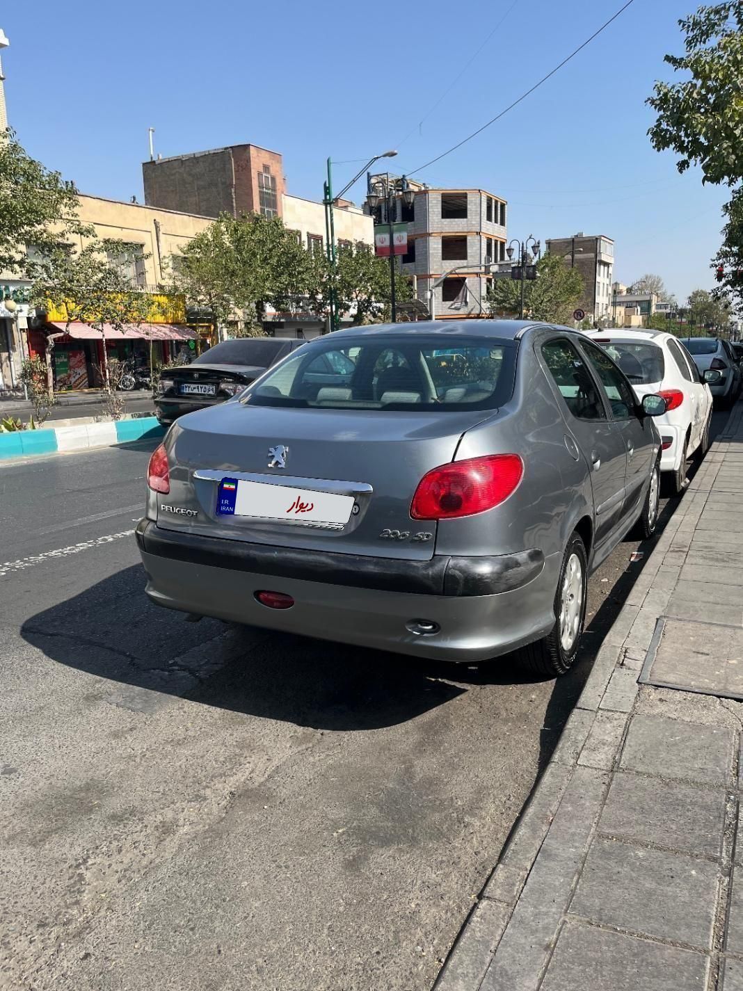 پژو ۲۰۶ صندوق دار v20 - 1386