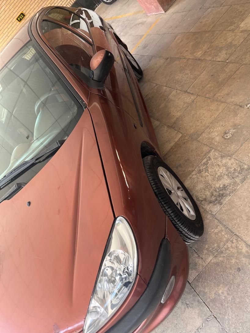 پژو ۲۰۶ صندوق دار v8 - 1389