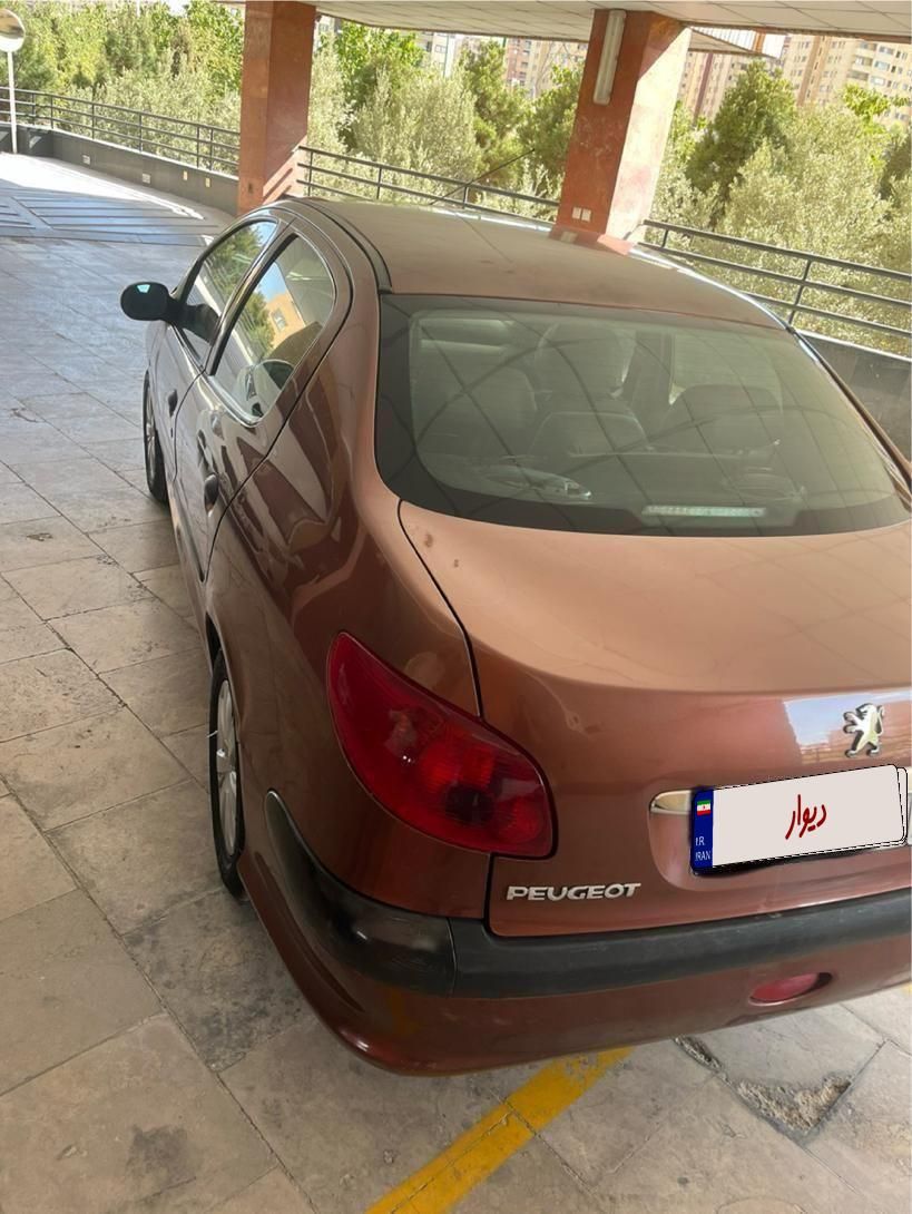 خودرو پژو، ۲۰۶ صندوق دار آگهی ann_19397786