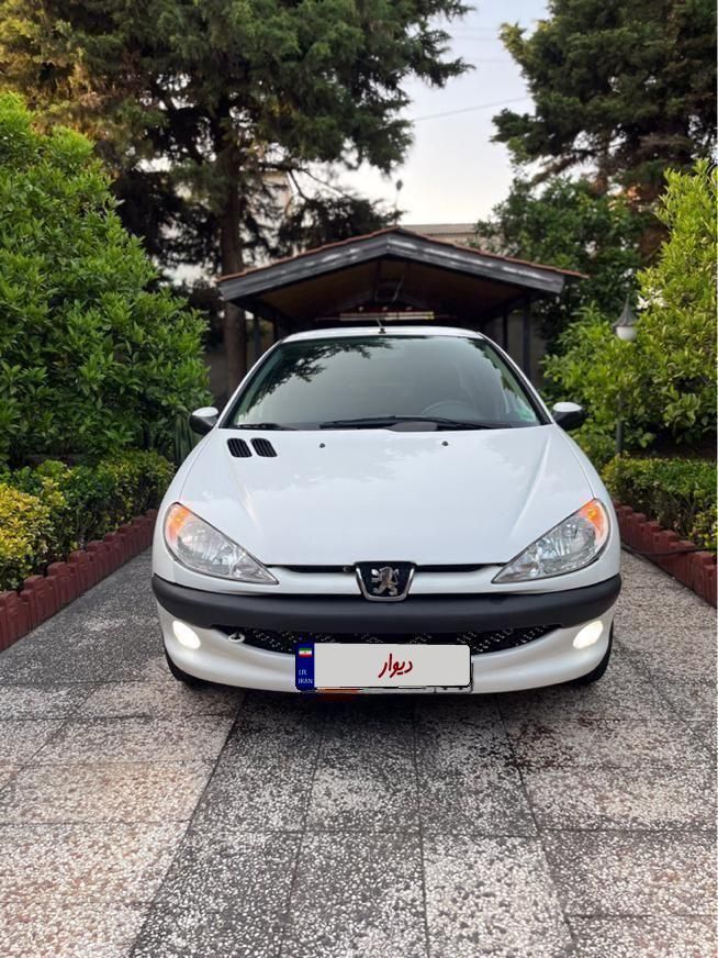 پژو ۲۰۶ صندوق دار v8 - 1398