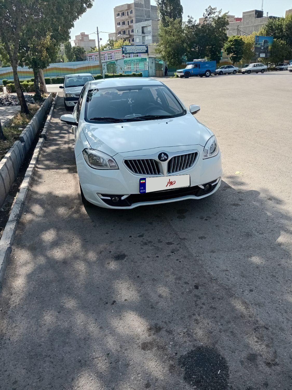 برلیانس H330 دنده‌ای 1500 - 1396