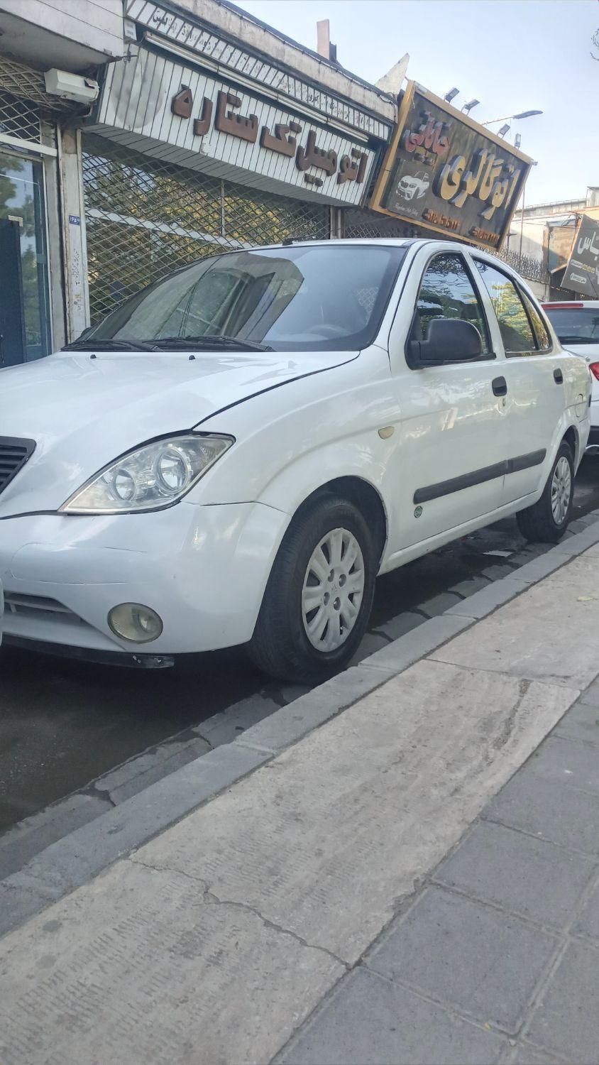 تیبا صندوق دار SX - 1393