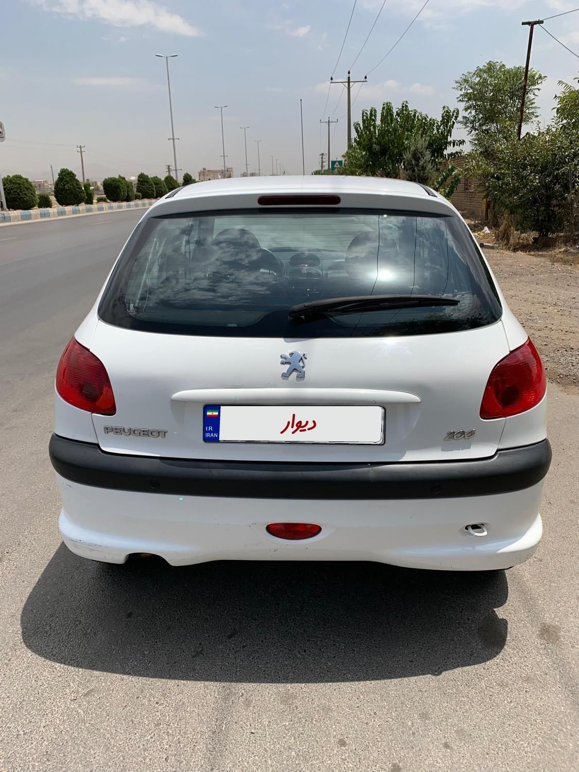 پژو 206 تیپ 3 - 1396