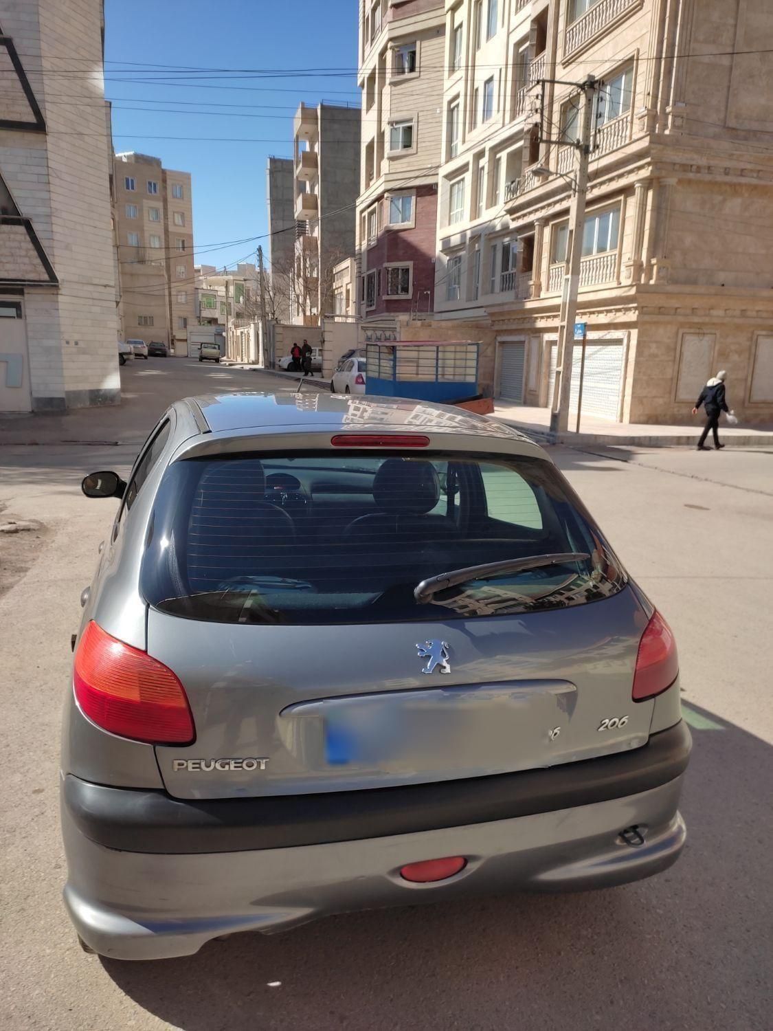 پژو 206 تیپ 2 - 1390
