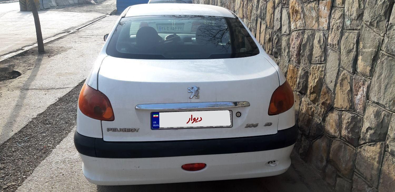 پژو ۲۰۶ صندوق دار v8 - 1393