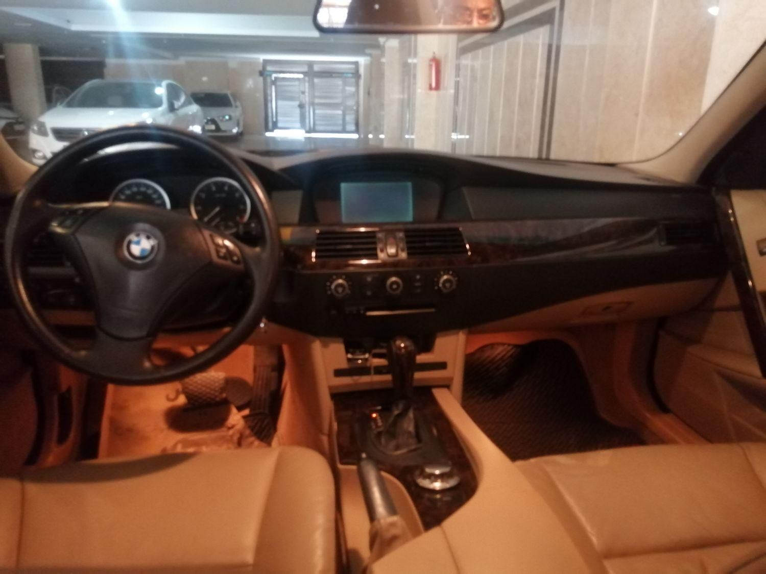 ب ام و سری 5 530i - 2005
