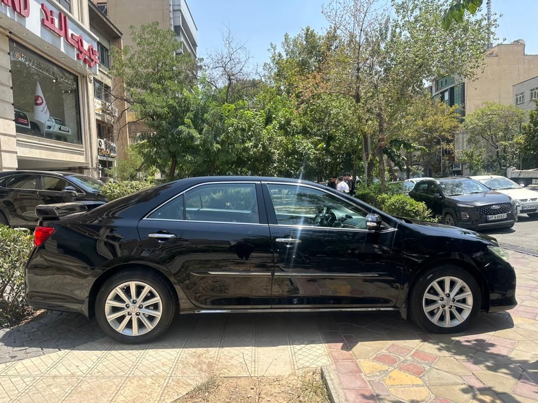 تویوتا آریون XV40 - 2012