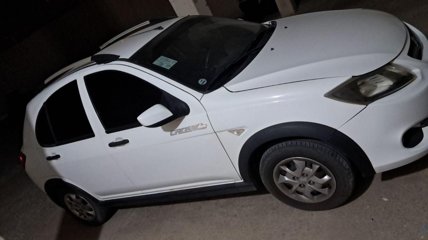 خودرو کوییک، معمولی آگهی ann_19398623