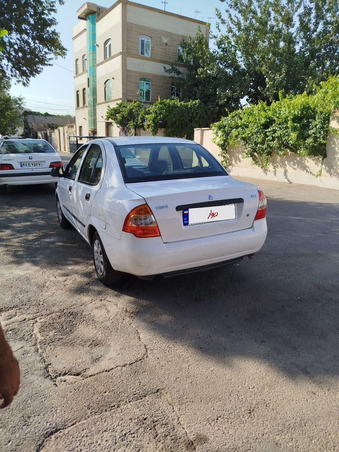 تیبا صندوق دار SX - 1396