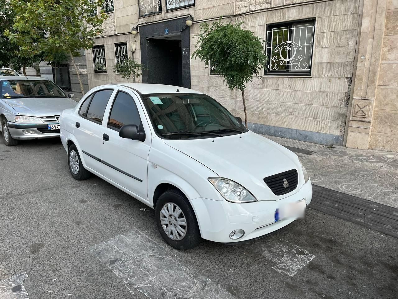 تیبا صندوق دار SX - 1400