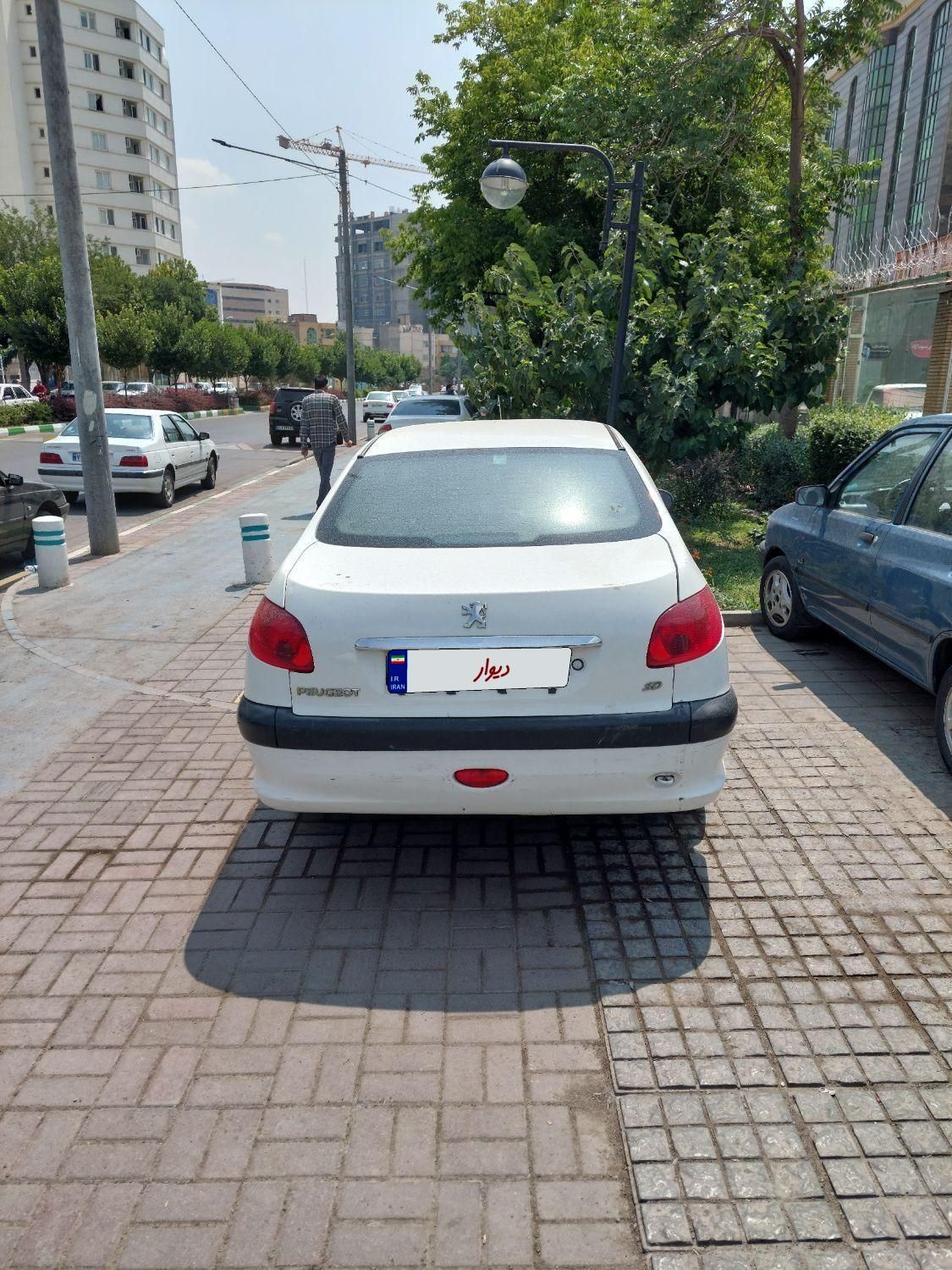 پژو ۲۰۶ صندوق دار v2 - 1388