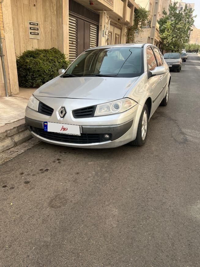 رنو مگان پارس خودرو 2000 - 1390
