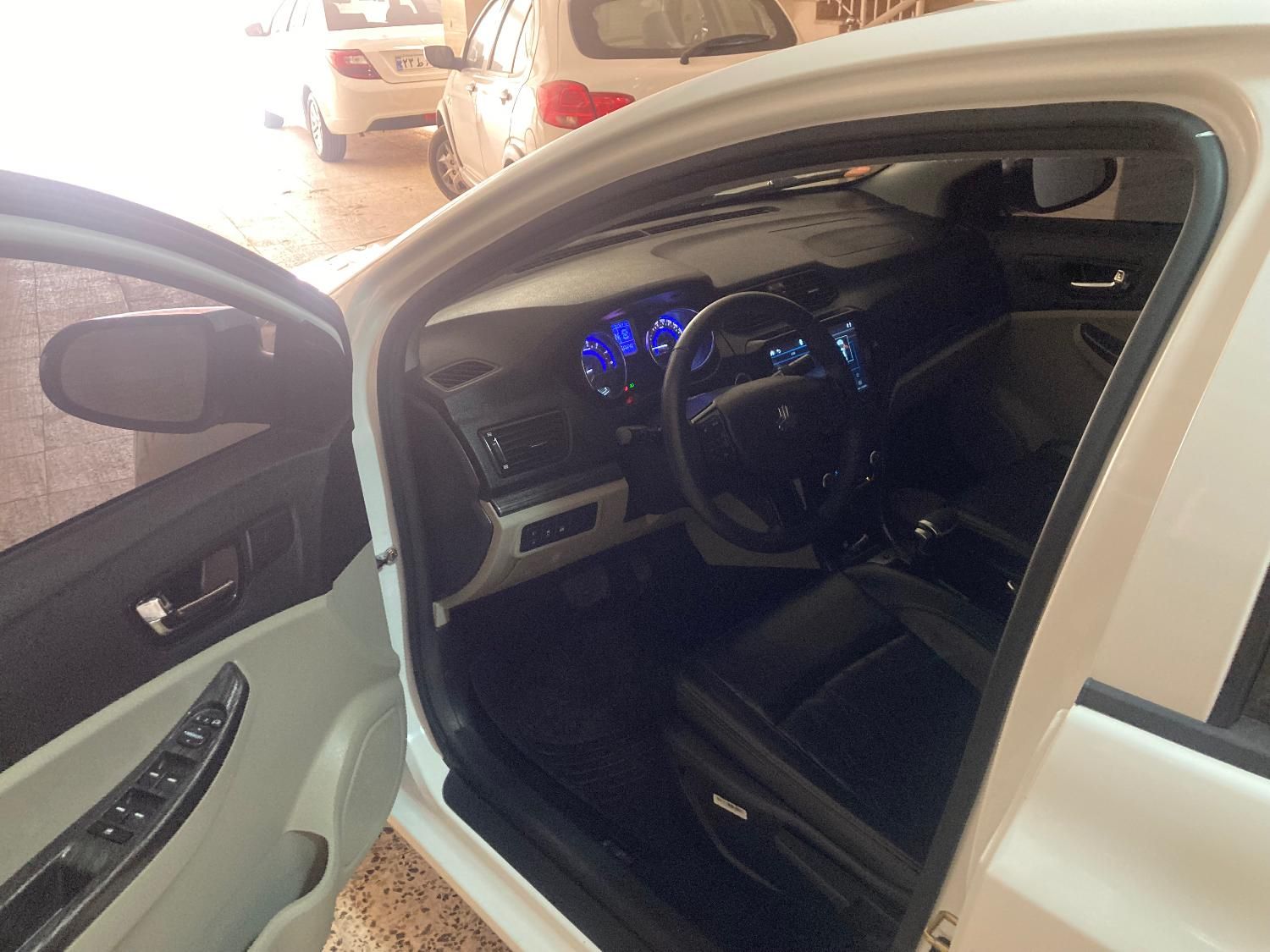 شاهین G اتوماتیک CVT - 1403