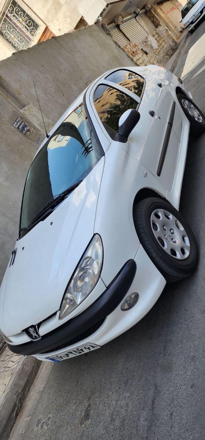 پژو ۲۰۶ صندوق دار v8 - 1396