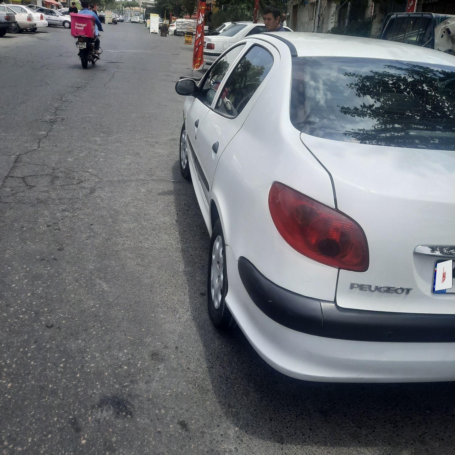 پژو ۲۰۶ صندوق دار v8 - 1395