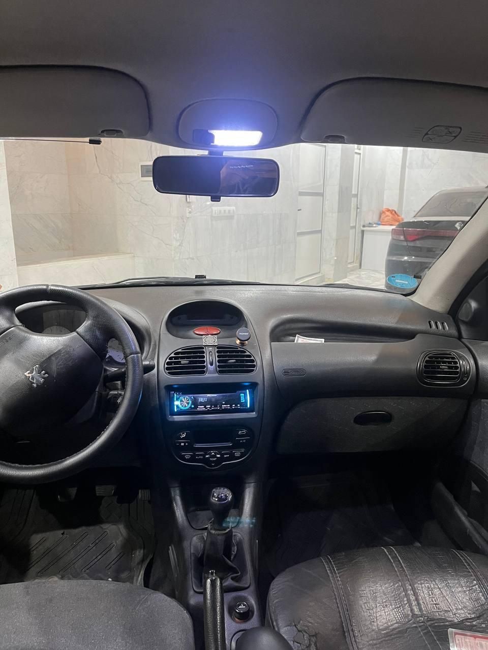 پژو ۲۰۶ صندوق دار v8 - 1390