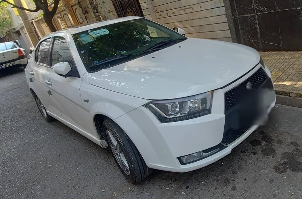 دنا پلاس توربو 6 دنده - 1402