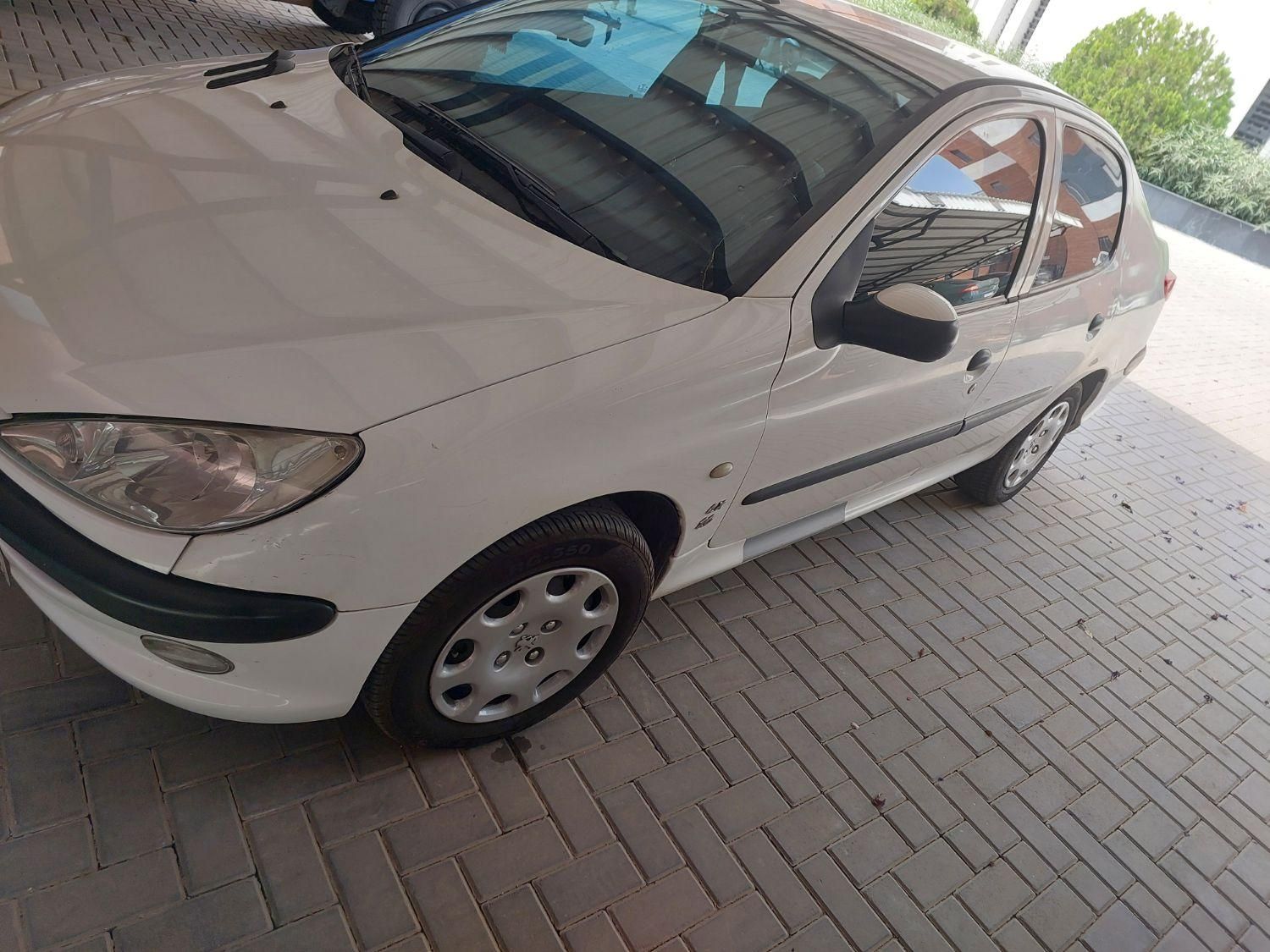 پژو ۲۰۶ صندوق دار v8 - 1394