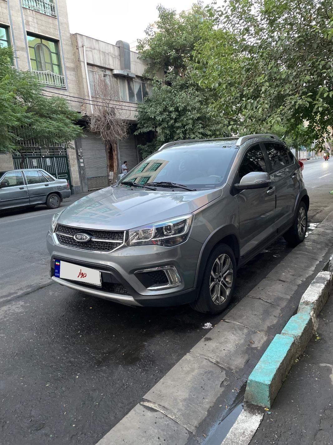 خودرو ام وی ام، X22 آگهی ann_19399545
