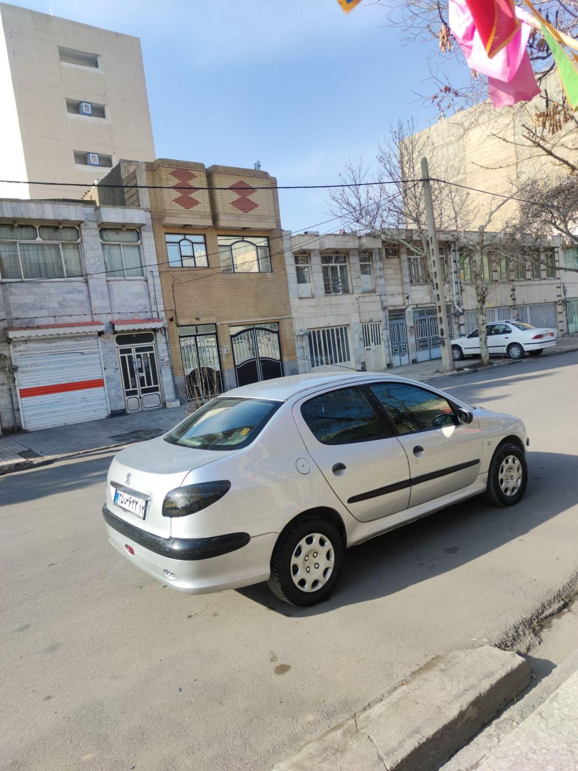 پژو ۲۰۶ صندوق دار v8 - 1386