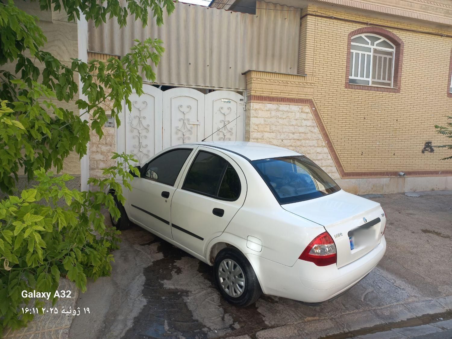 تیبا صندوق دار SX - 1400