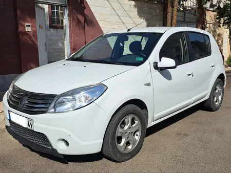 خودرو رنو، ساندرو آگهی ann_19399572