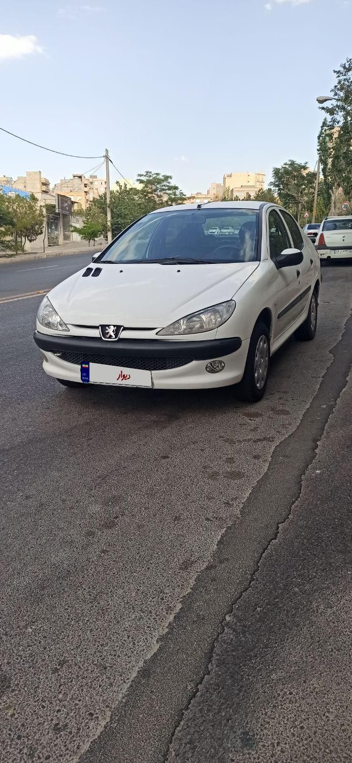 پژو ۲۰۶ صندوق دار v2 - 1391
