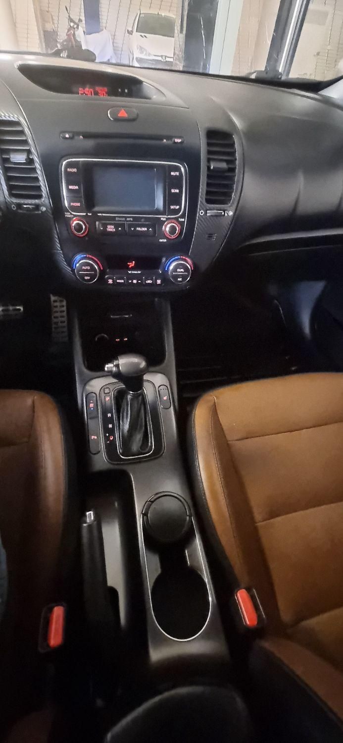 کیا سراتو 2.0 لیتر اتوماتیک GT لاین - 2014