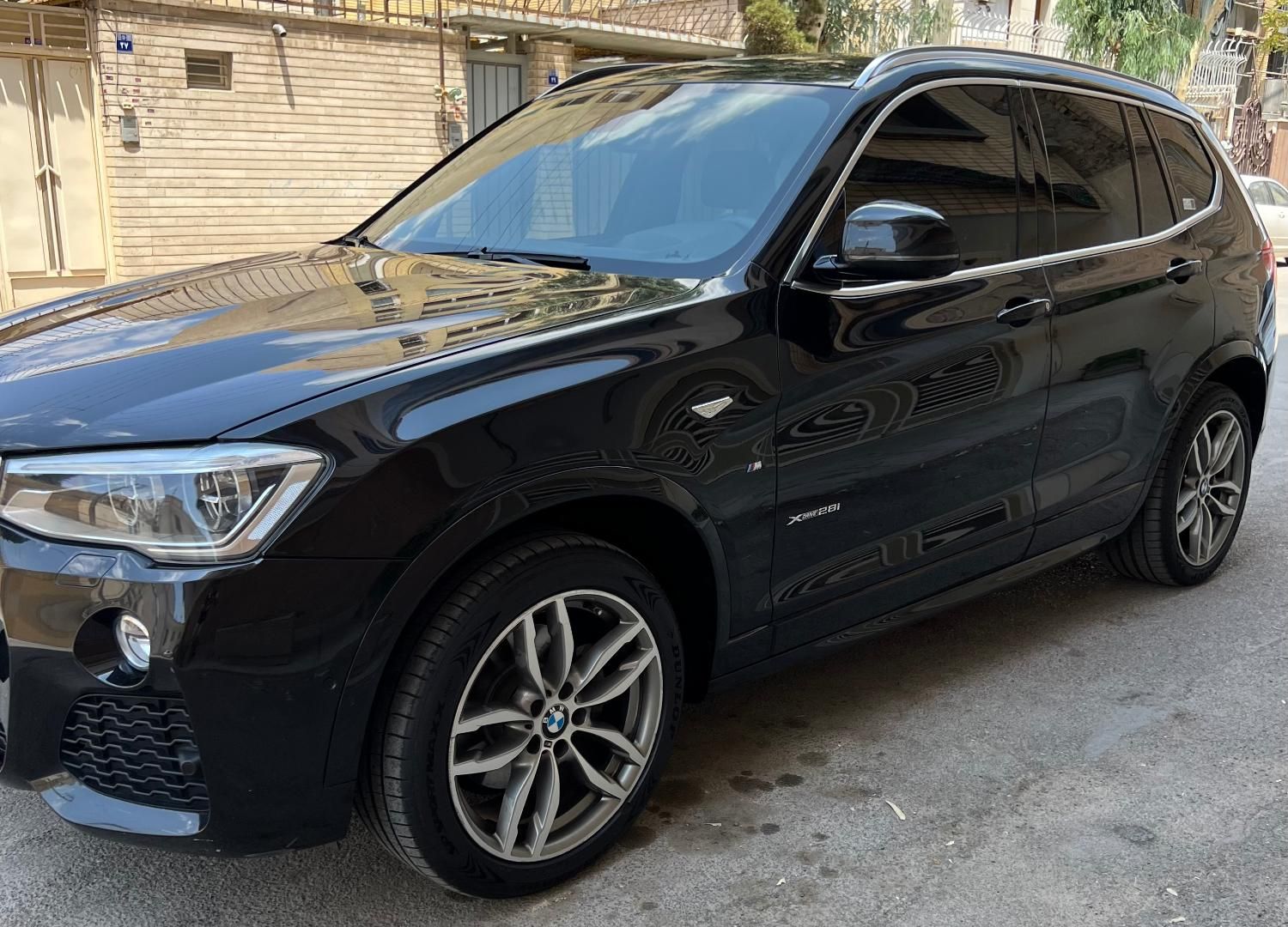 ب ام و X3 28i فول وارداتی - 2015