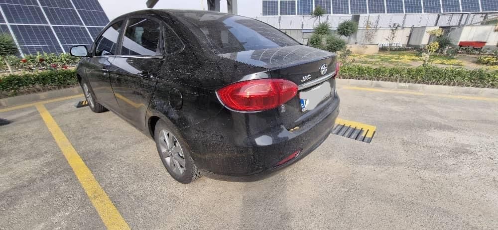 جک J4 اتوماتیک ساده - 1402