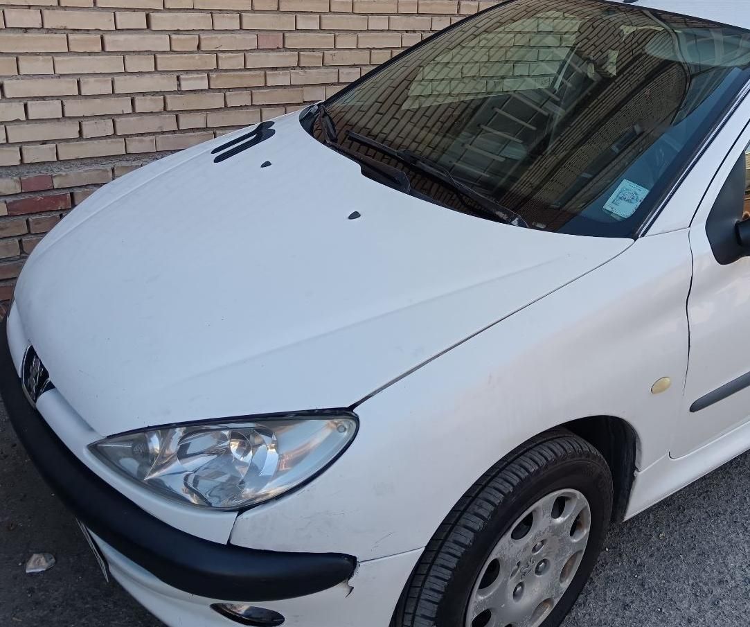 پژو ۲۰۶ صندوق دار v8 - 1390