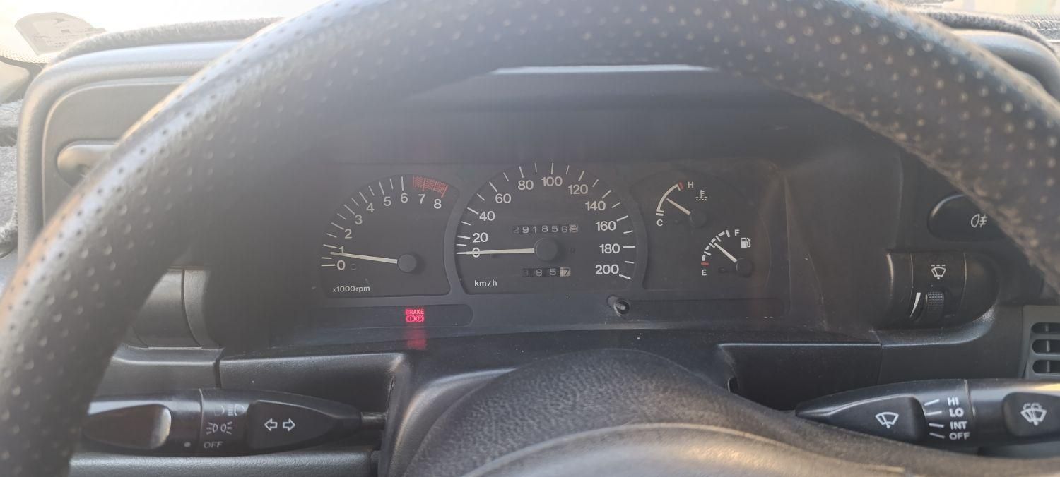 دوو سیلو سدان - 1381