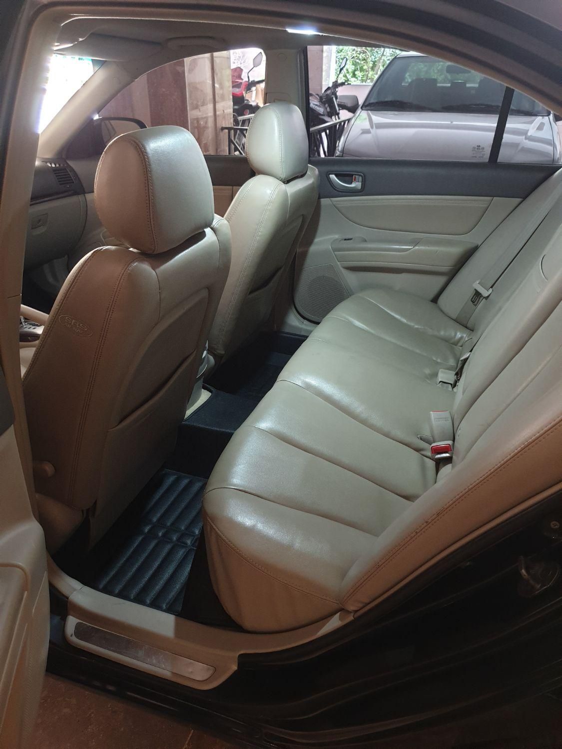 هیوندای سوناتا اتوماتیک NF 2400 - 2007