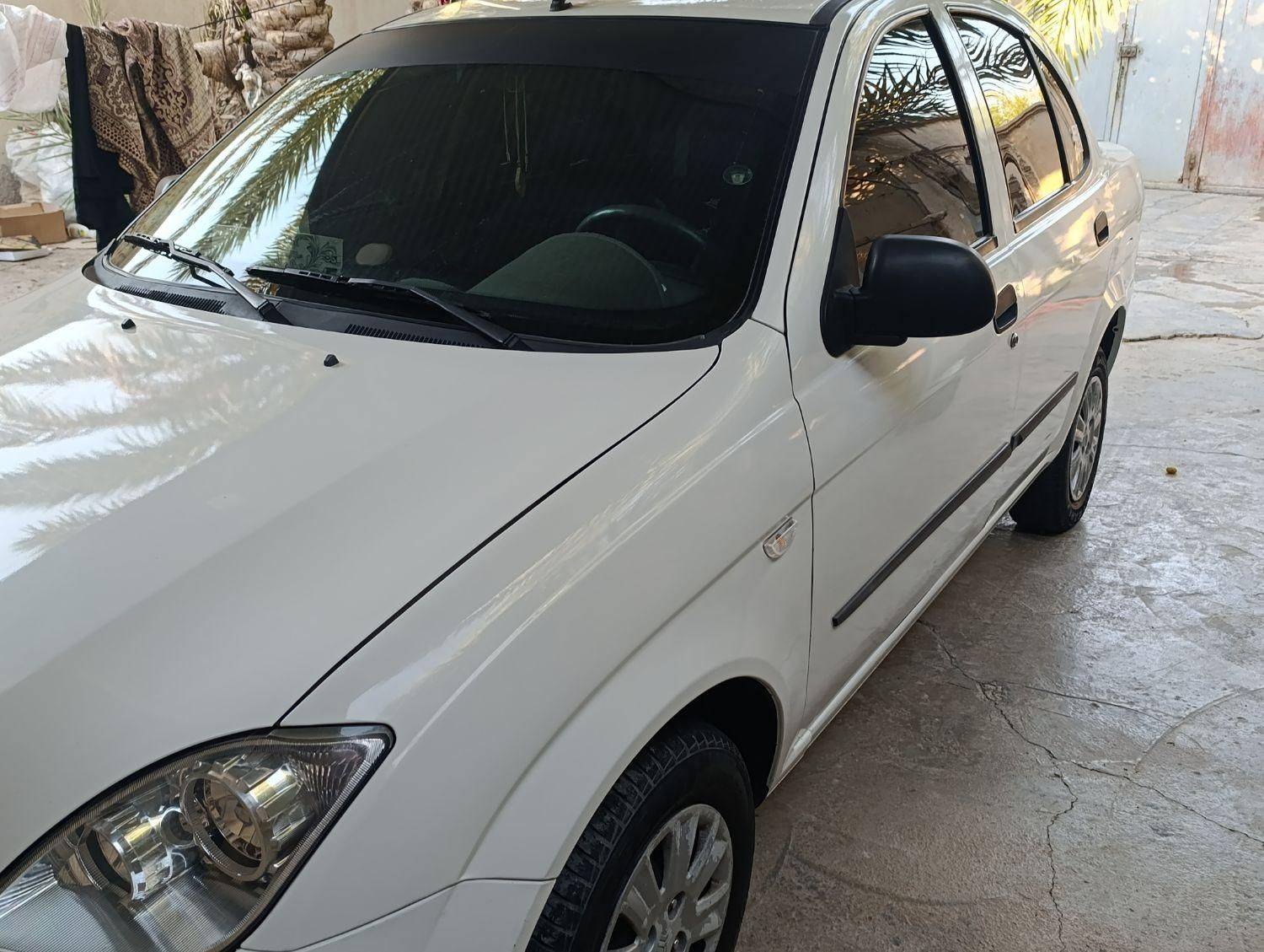 تیبا صندوق دار SX - 1400