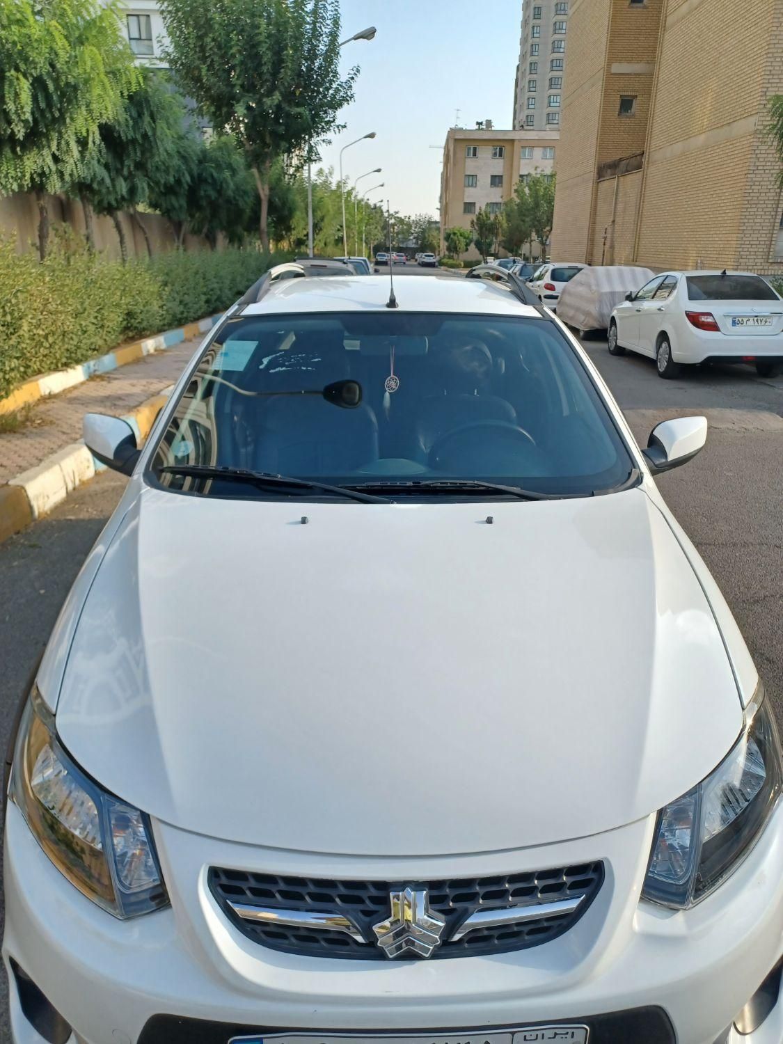 خودرو کوییک، معمولی آگهی ann_19401063