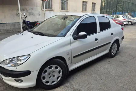 پژو ۲۰۶ صندوق دار v8 - 1393